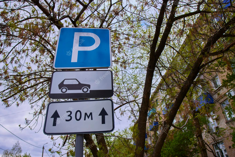 Signalétique des parkings à Guillestre