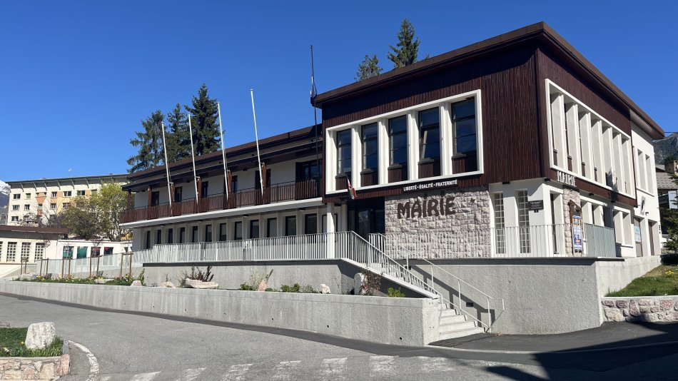 Mairie rénovée